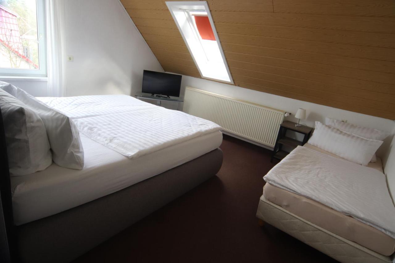 Ruhige Wohnung Mit Terrasse Nur 5 Minuten Zur Mueritz Marienfelde 외부 사진