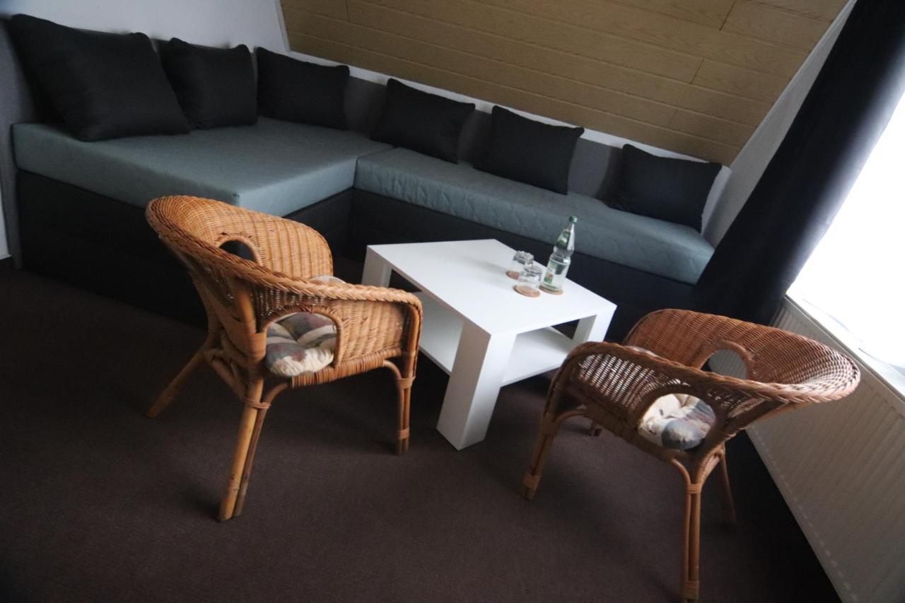 Ruhige Wohnung Mit Terrasse Nur 5 Minuten Zur Mueritz Marienfelde 외부 사진